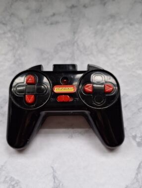 Black and Red Wireless Gamepad Controller - Turmoil